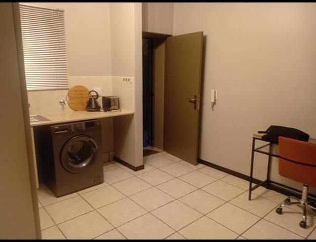 1 BEDROOM PROPERTY TO RENT IN PAULSHOF